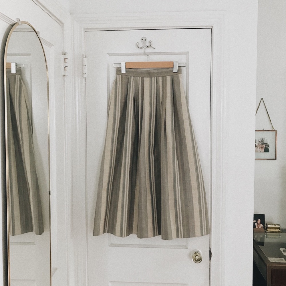 ✨FINAL PRICE DROP✨ Vintage Striped Skirt
